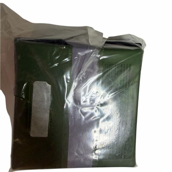 Farm Rio candle home New RARE - Picture 5 of 8